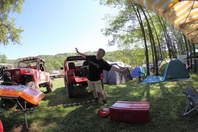 Jeepers_Meeting_2013_by_Maurone_00124.jpg