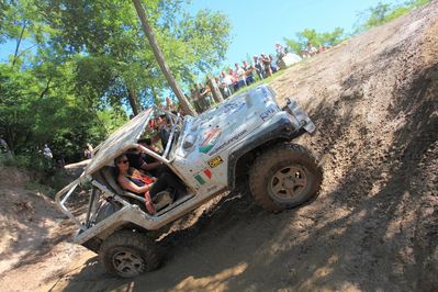 Jeepers_Meeting_2013_by_Maurone_00201.jpg