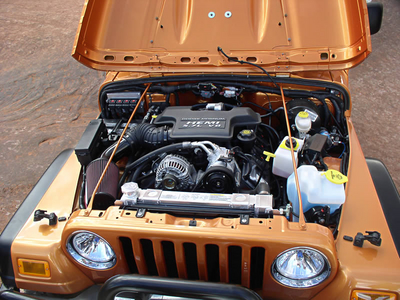 5.7_V8_HEMI2.jpg