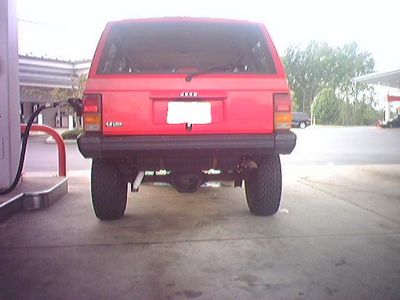 Back of CherokeeXJ1996
Nice A$$ ??
