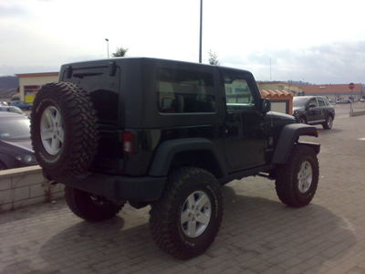 Jeep JK 4" Tera 37x12.50 r17
